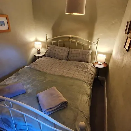 Дом отдыха Super District In Heart Of 3 Double Beds Кендал